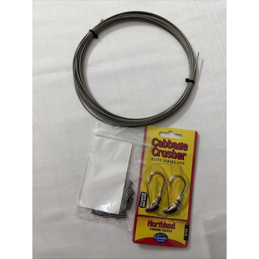 Northland Tackle 3/16 Cabbage Crusher Jigs- (Rusty Craw - 4/0‎ Hook - 2/card)